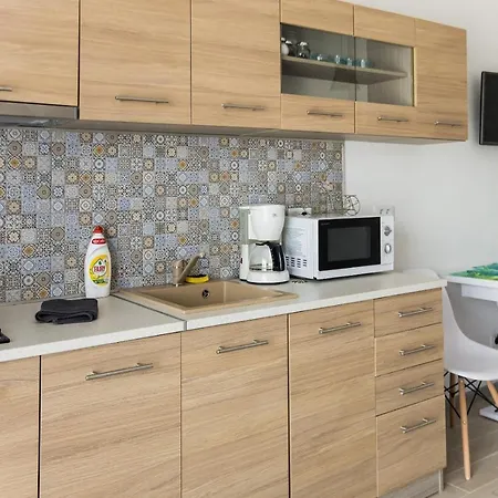 Апартаменты One Bedroom On The Ground Floor Near The Нэводари