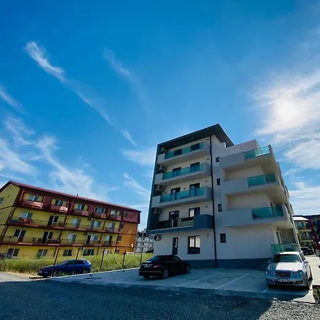 Апартаменты One Bedroom On The Ground Floor Near The