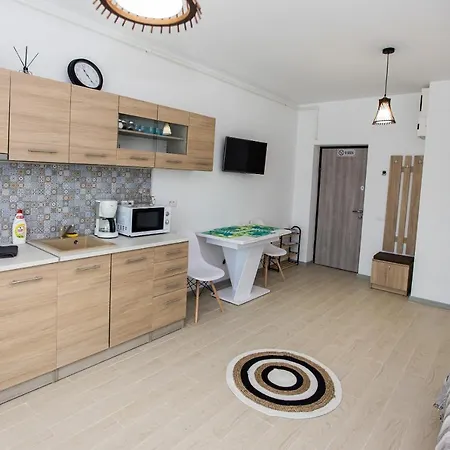 One Bedroom On The Ground Floor Near The Нэводари